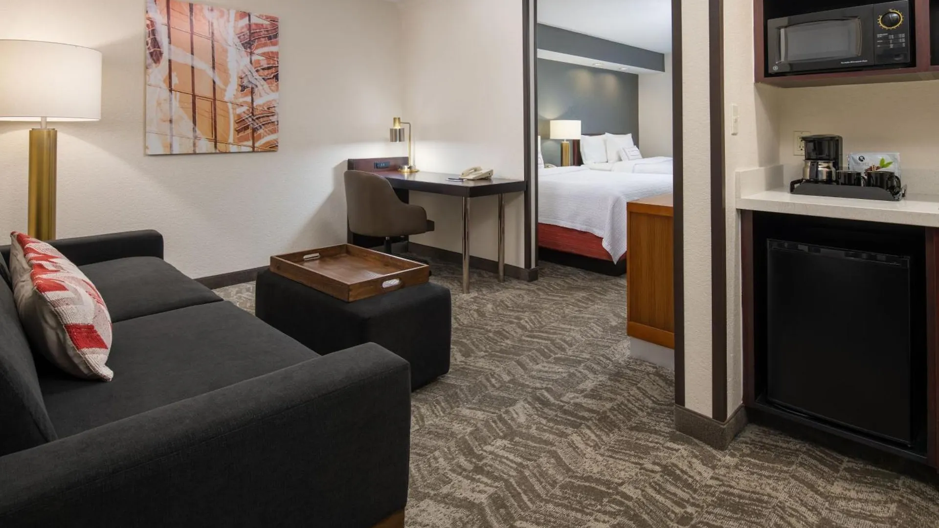 Springhill Suites Portland Airport 3*,